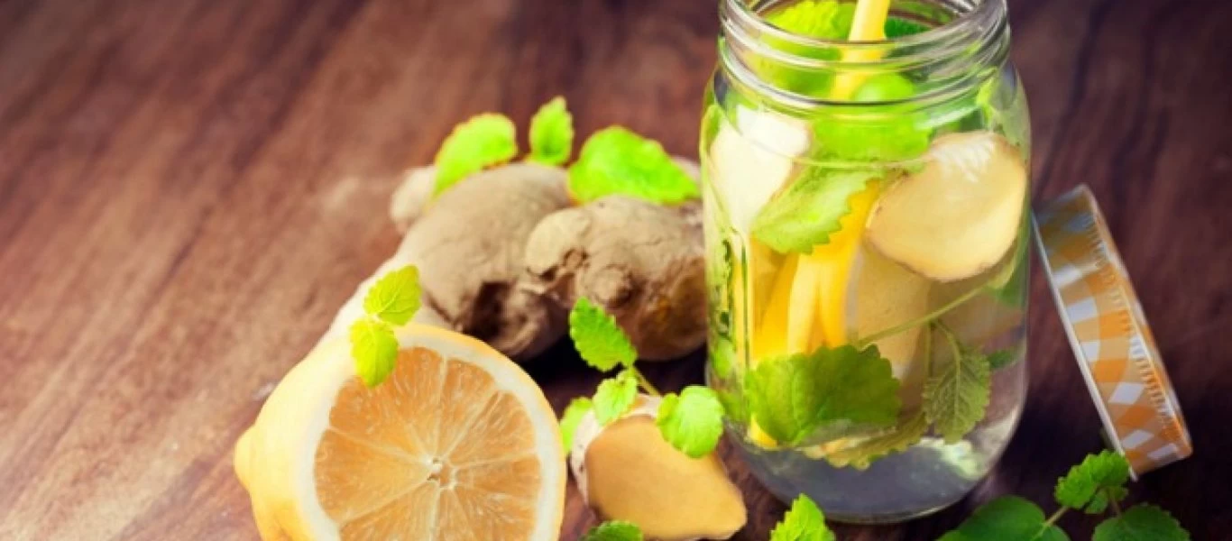 Eμπλουτισμένο νερό: Σε τι μας ωφελεί; - Αλήθειες και μύθοι